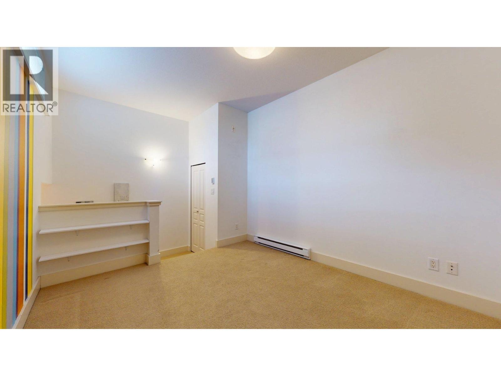 1320 MAIN STREET, Squamish