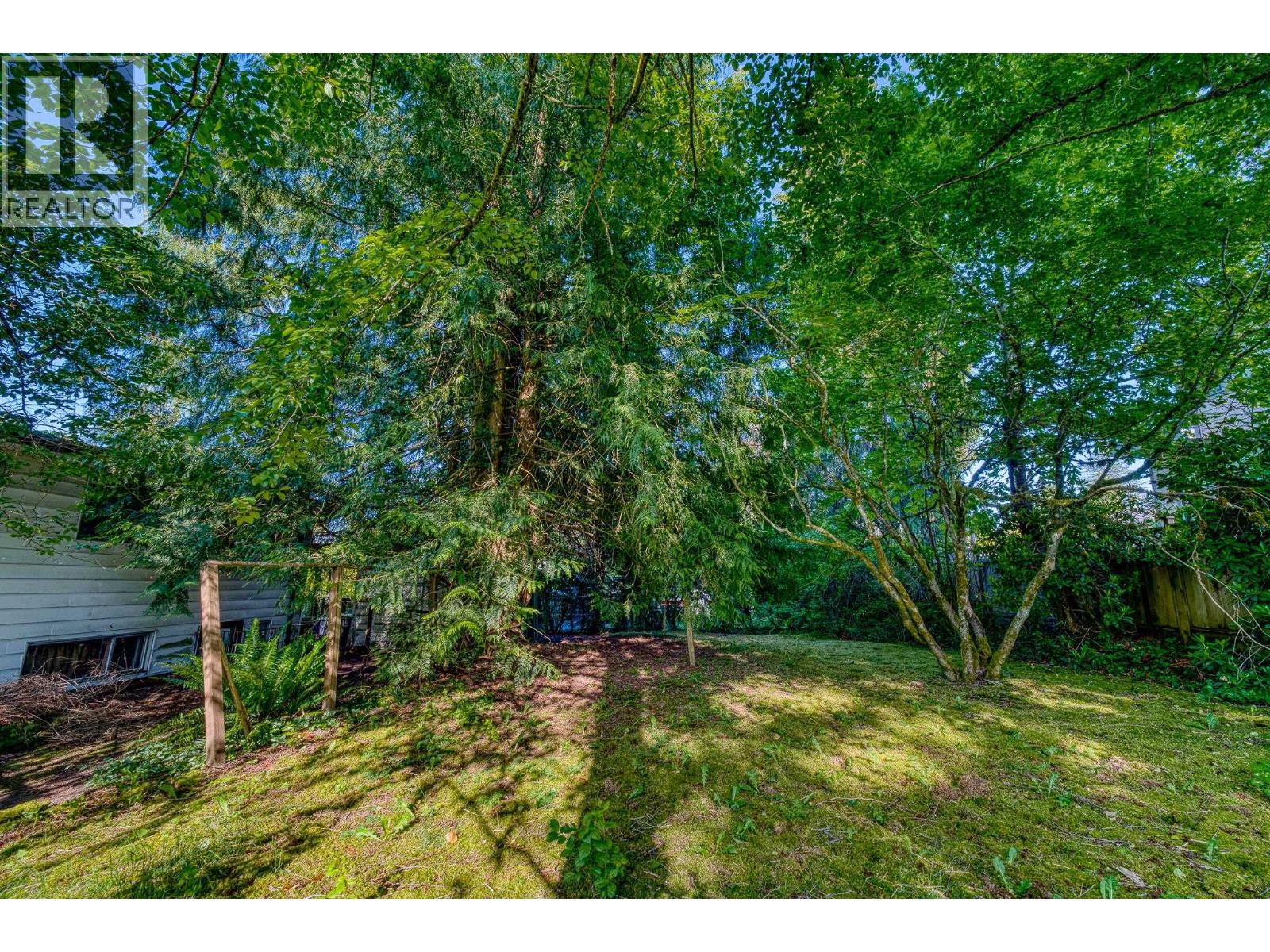 1124 LUXTON SQUARE, Coquitlam