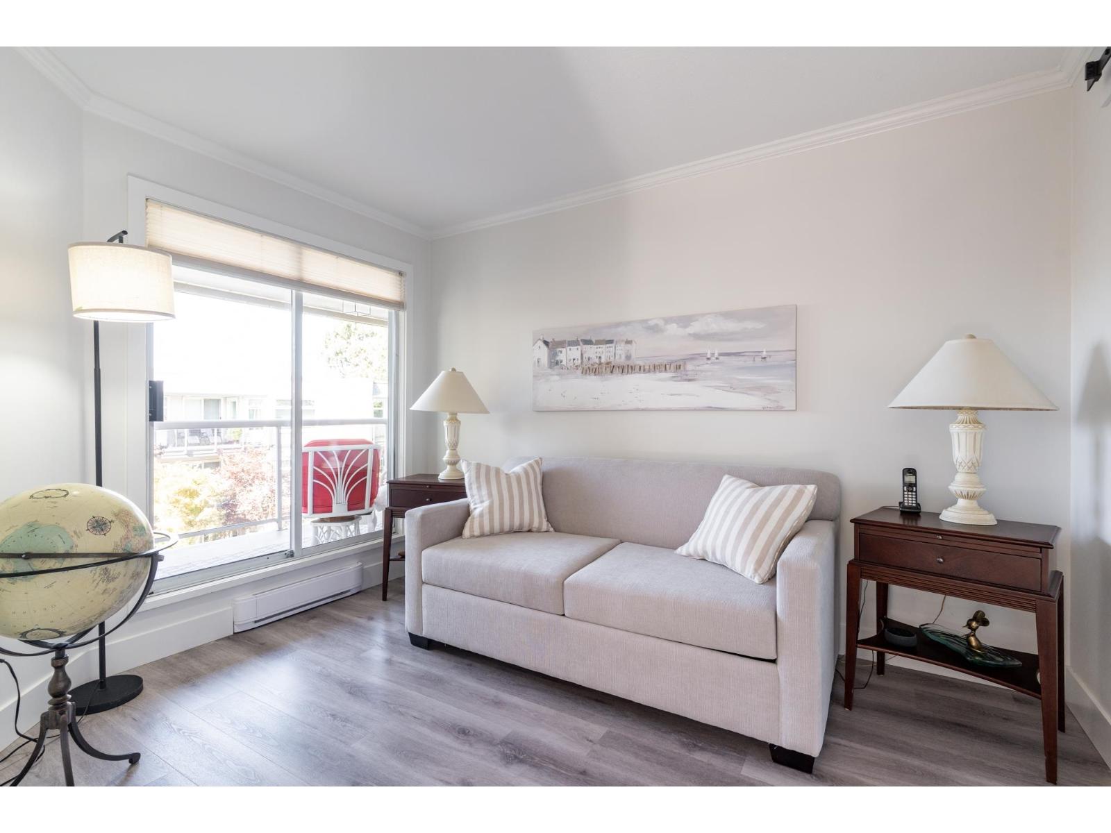 501 1225 MERKLIN STREET, White Rock