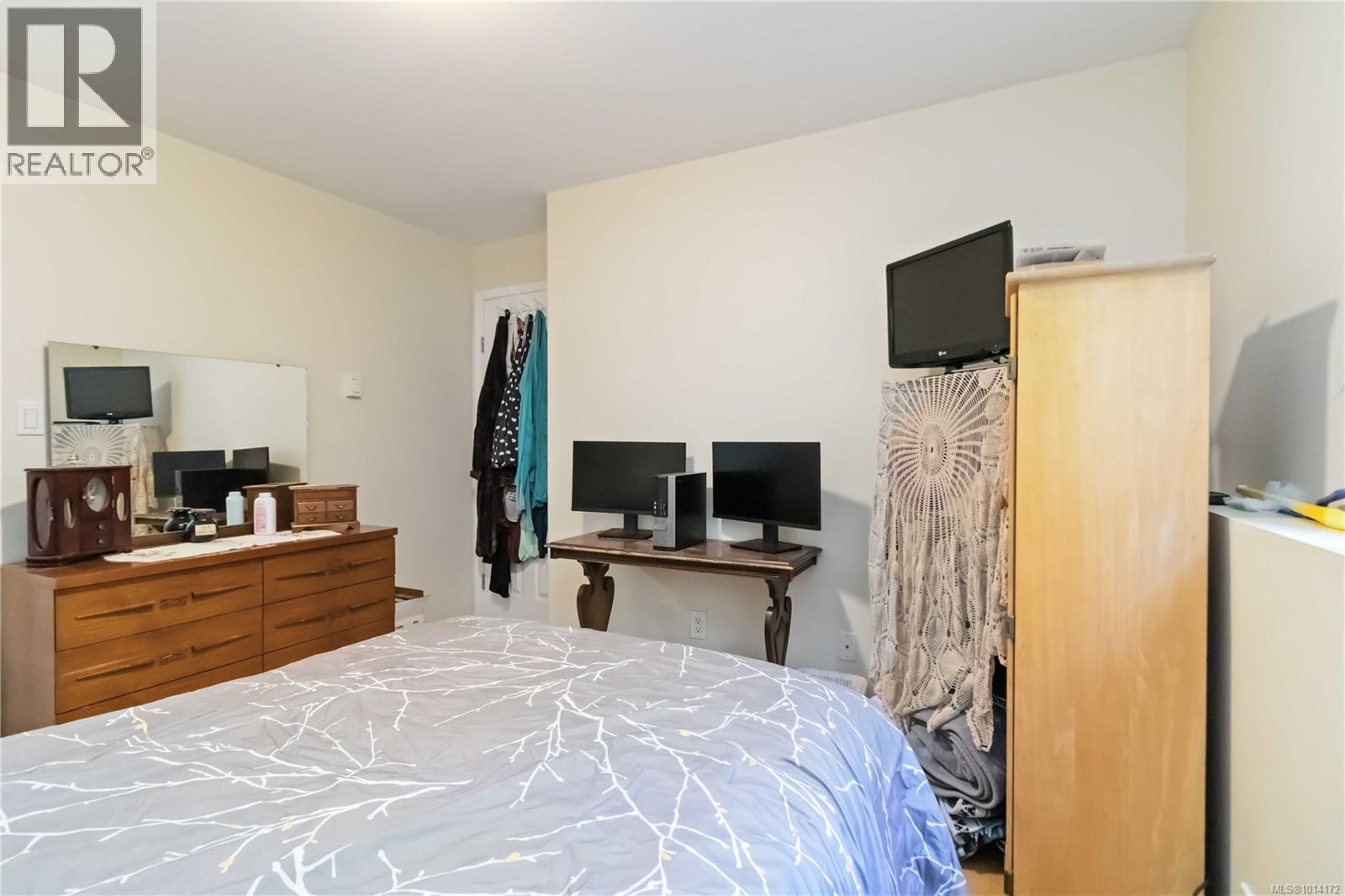  808 Jagdeep Place, Saanich