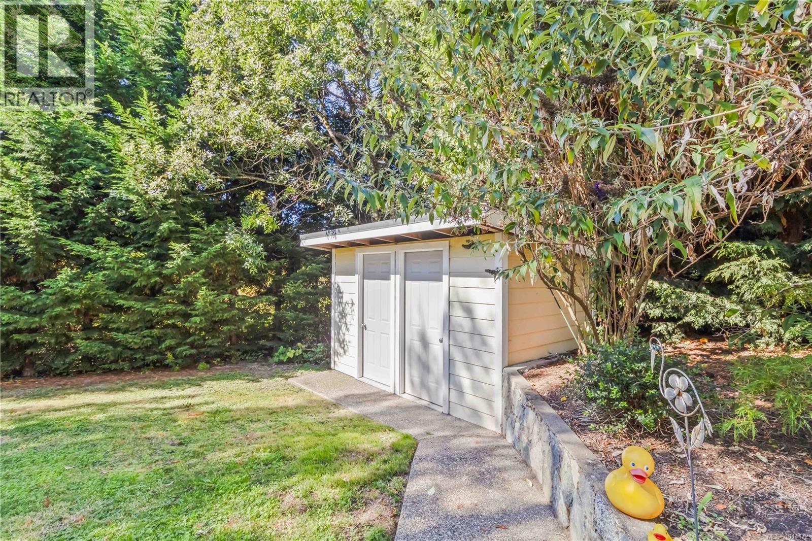 808 Jagdeep Place, Saanich