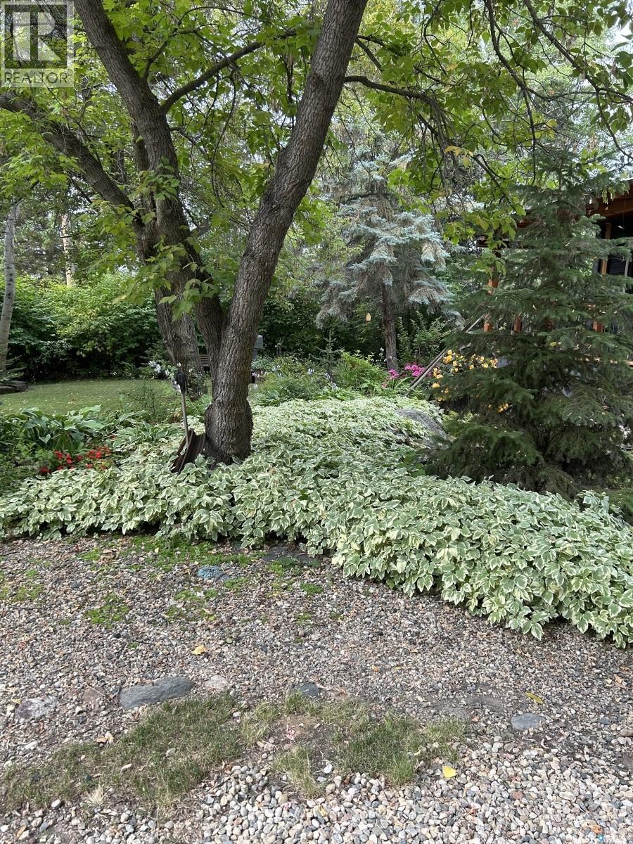 80 Lakeshore DRIVE — photo 36