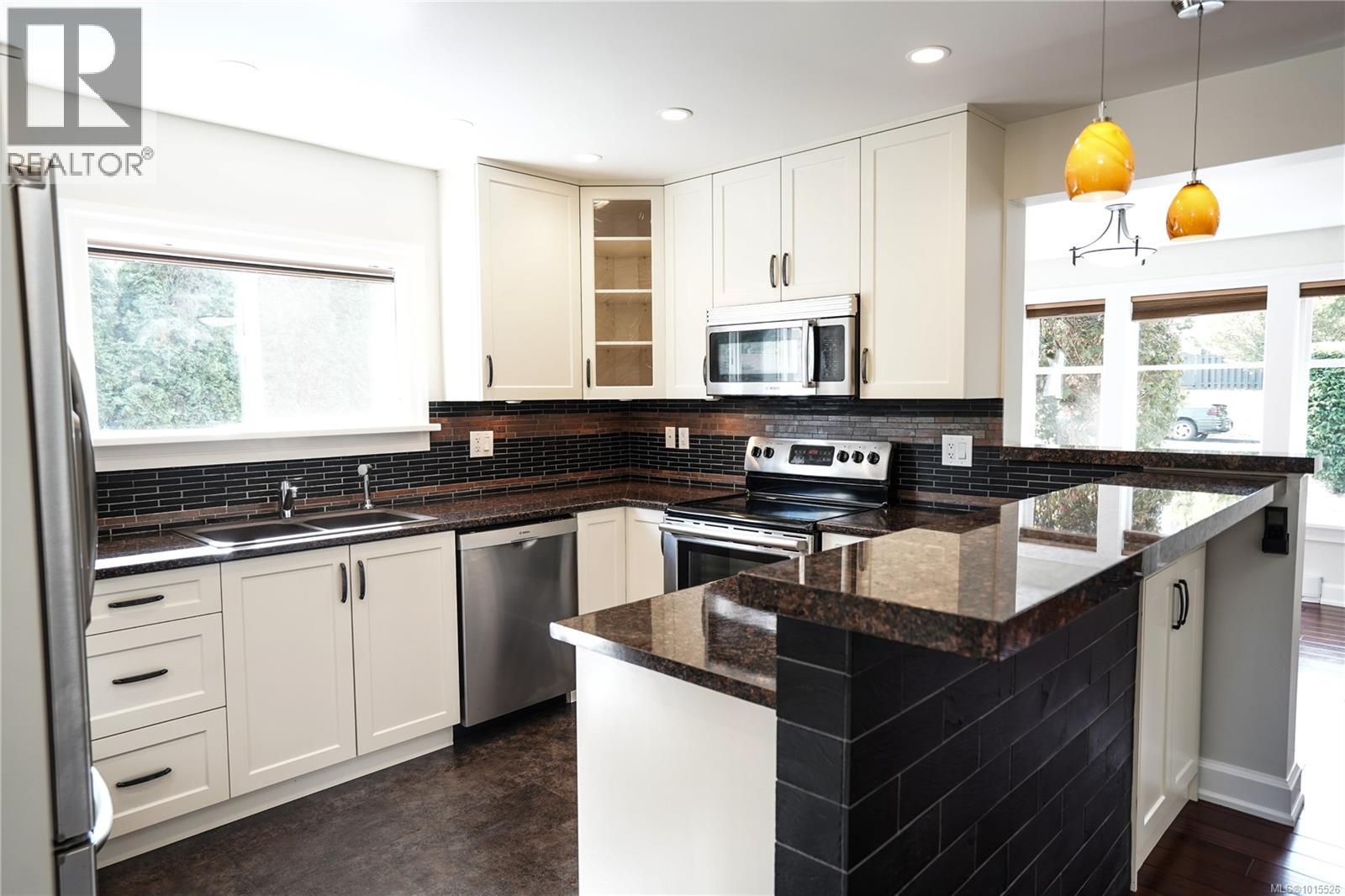  2617 Doncaster Drive, Victoria