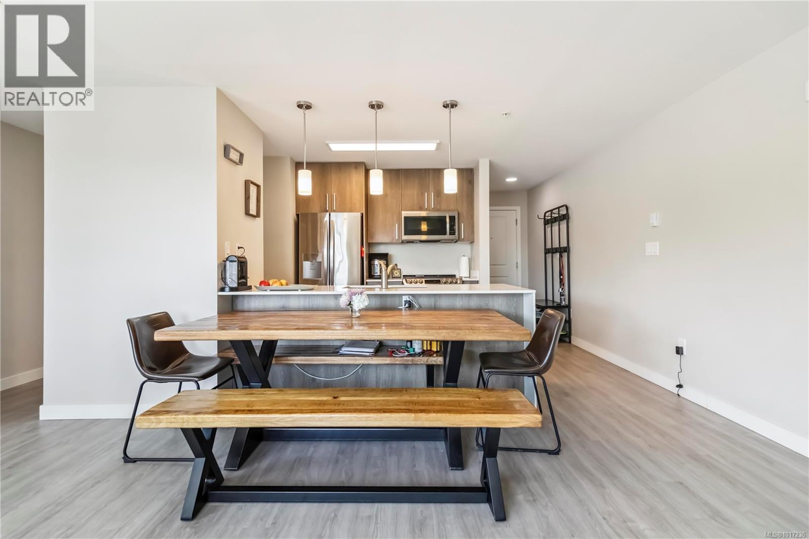 215 110 Presley Place, View Royal