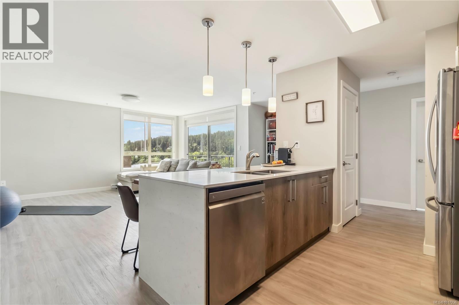 215 110 Presley Place, View Royal