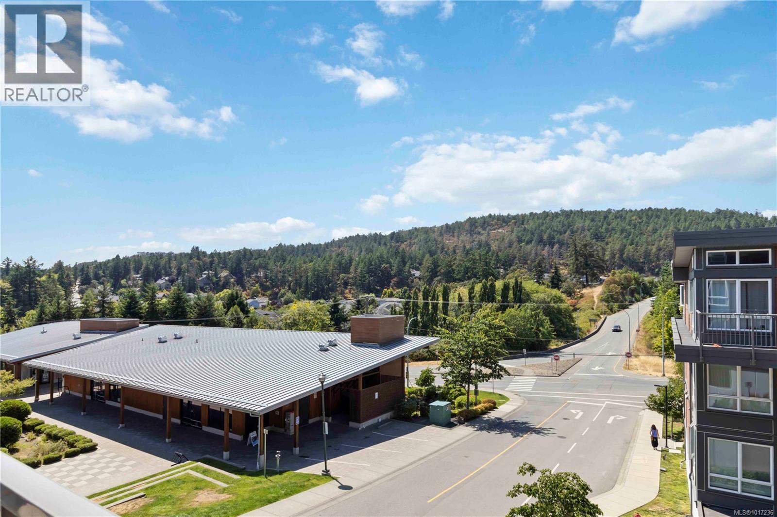 215 110 Presley Place, View Royal