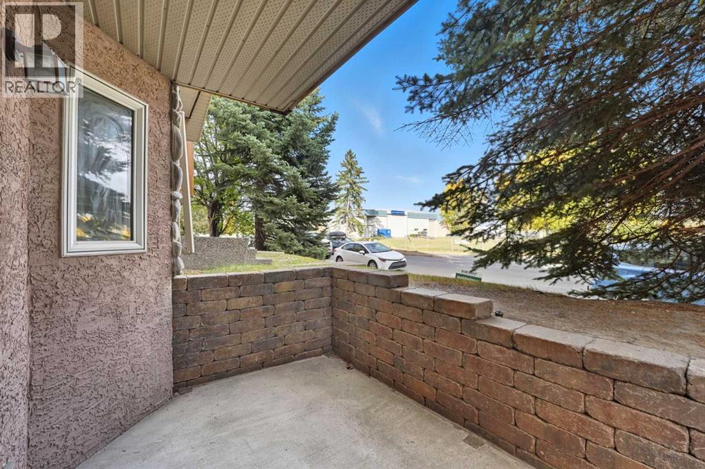 Single Family House for Sale in    Street SW Richmond Calgary 