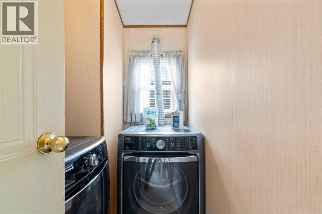 Single Family House Mobile Home for Sale in  Erin Woods Circle SE Erin Woods Calgary 