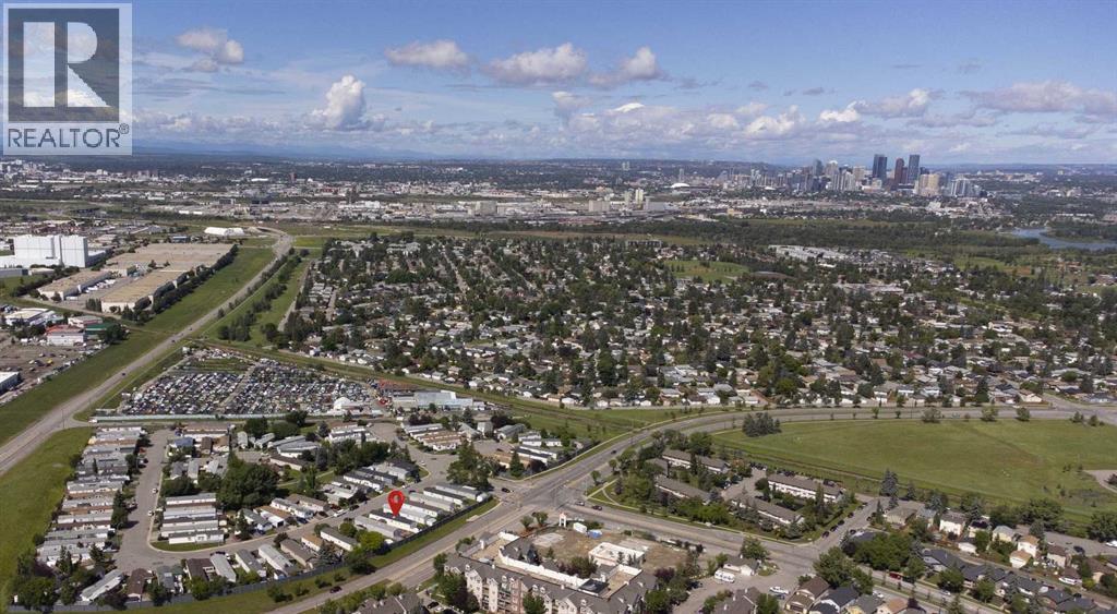 Single Family House Mobile Home for Sale in  Erin Woods Circle SE Erin Woods Calgary 