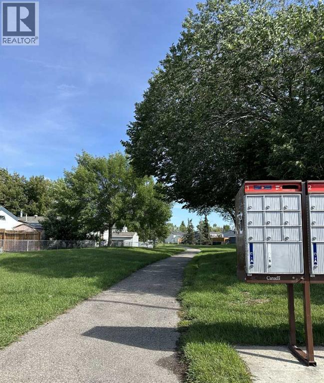 Single Family House Mobile Home for Sale in  Erin Woods Circle SE Erin Woods Calgary 