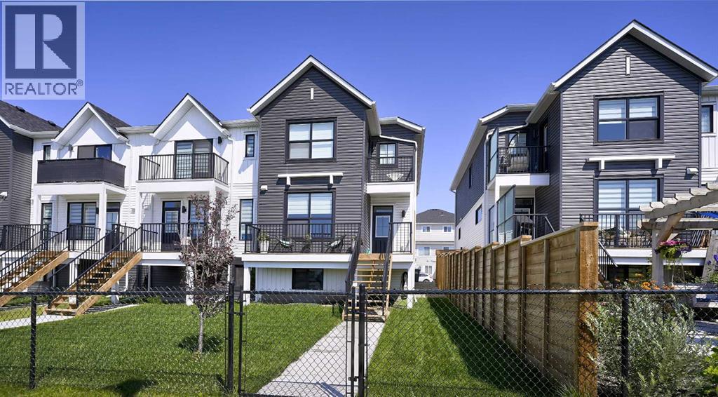 32 Heritage Lane, Cochrane