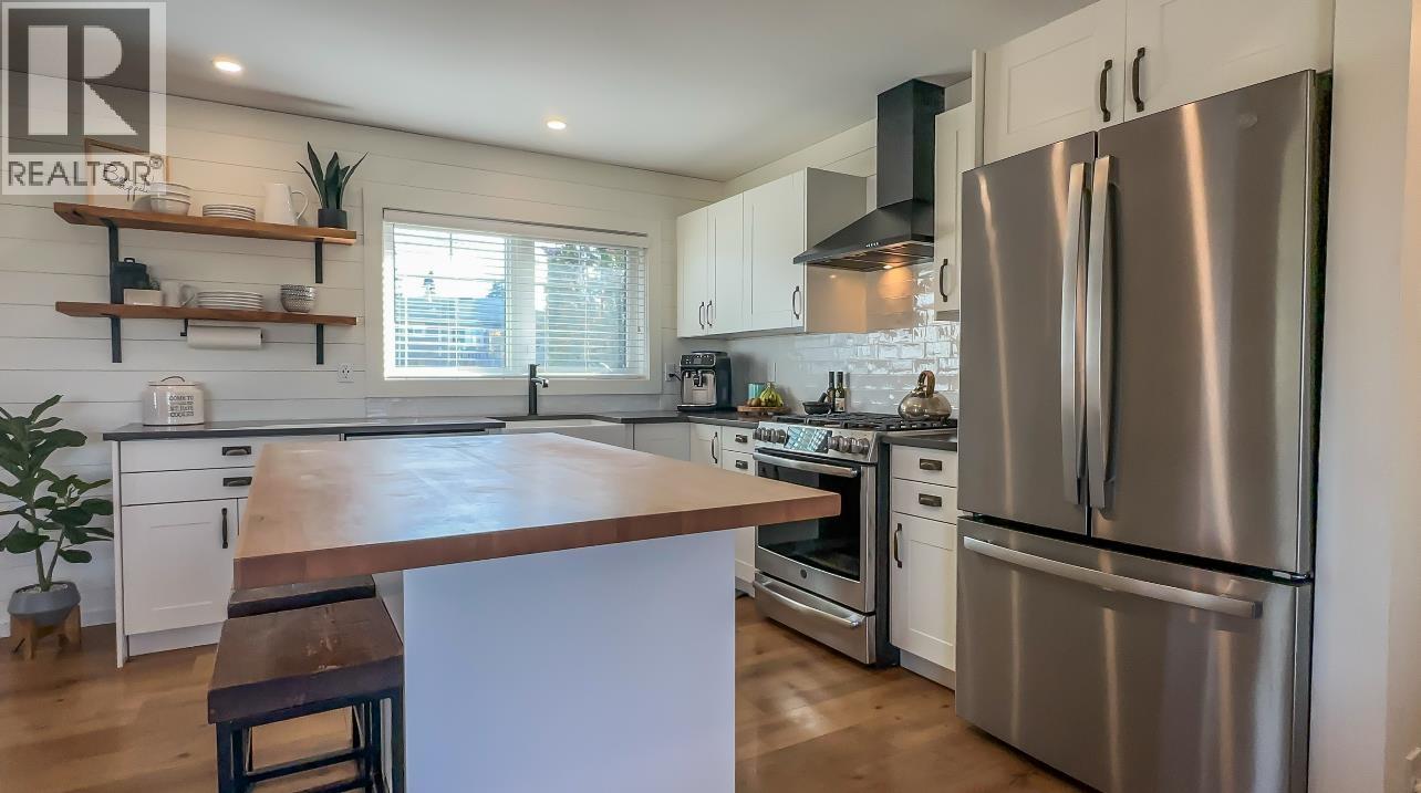 9603 111 AVENUE, Fort St. John