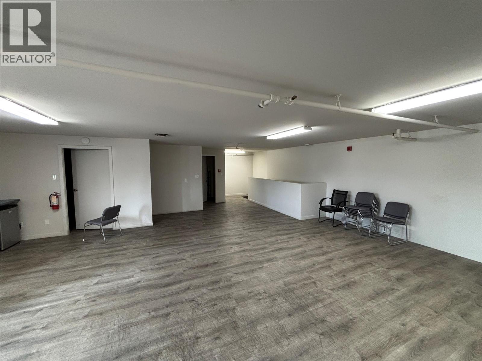 921 & 1021 Waddington Drive, Vernon