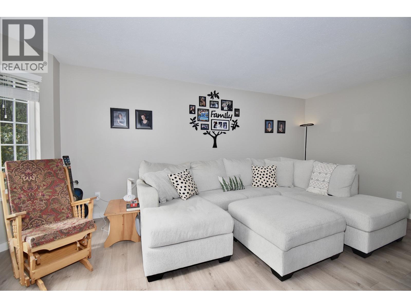 8086 DOGWOOD DRIVE, Halfmoon Bay