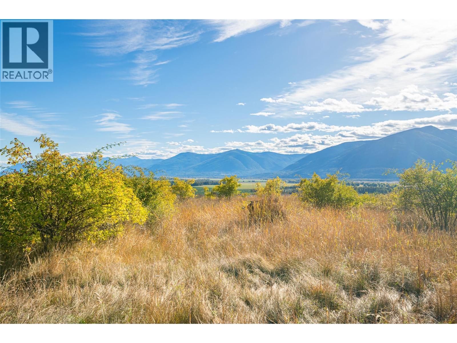 5662 3A Highway, Wynndel