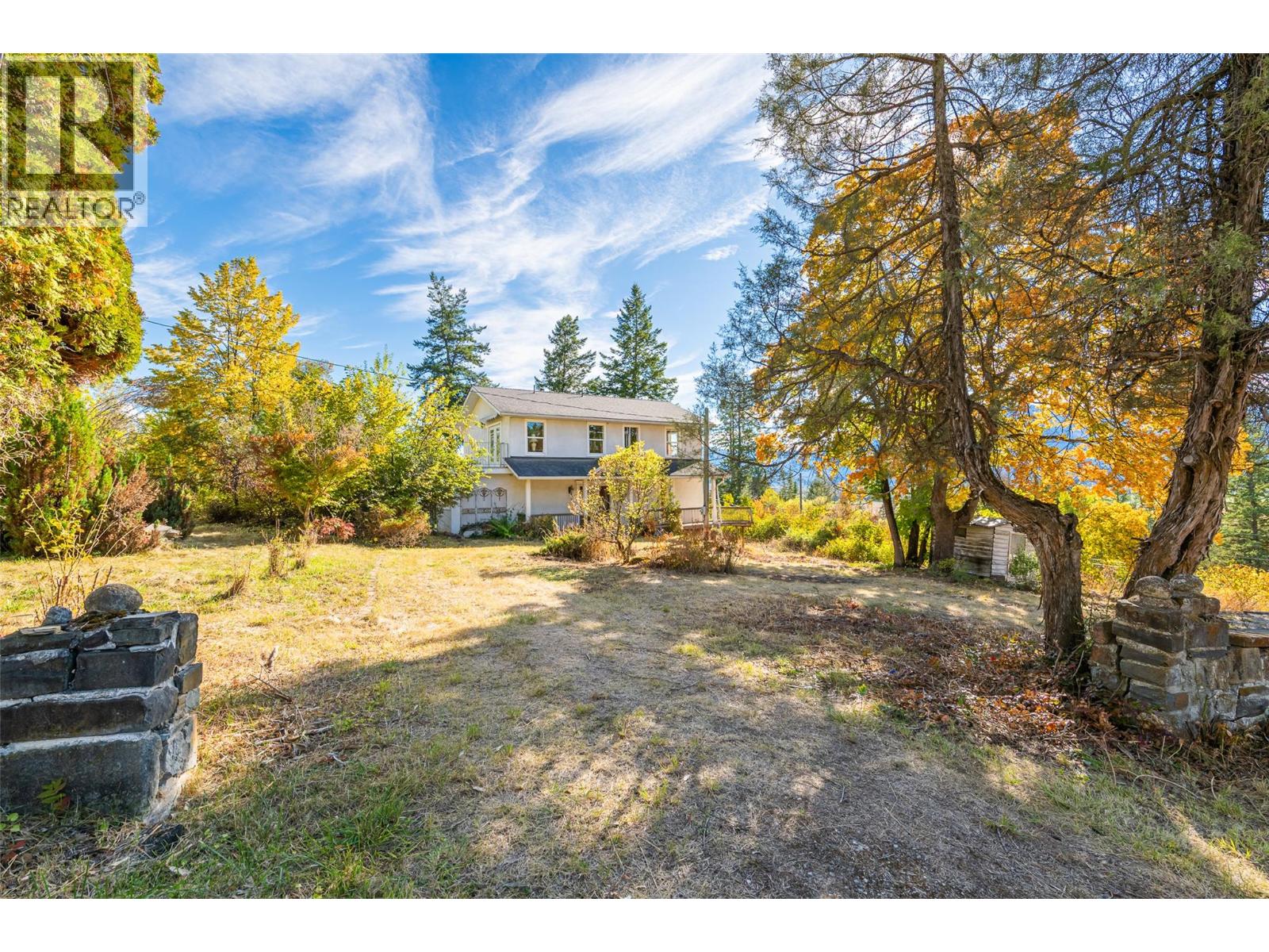 5662 3A Highway, Wynndel