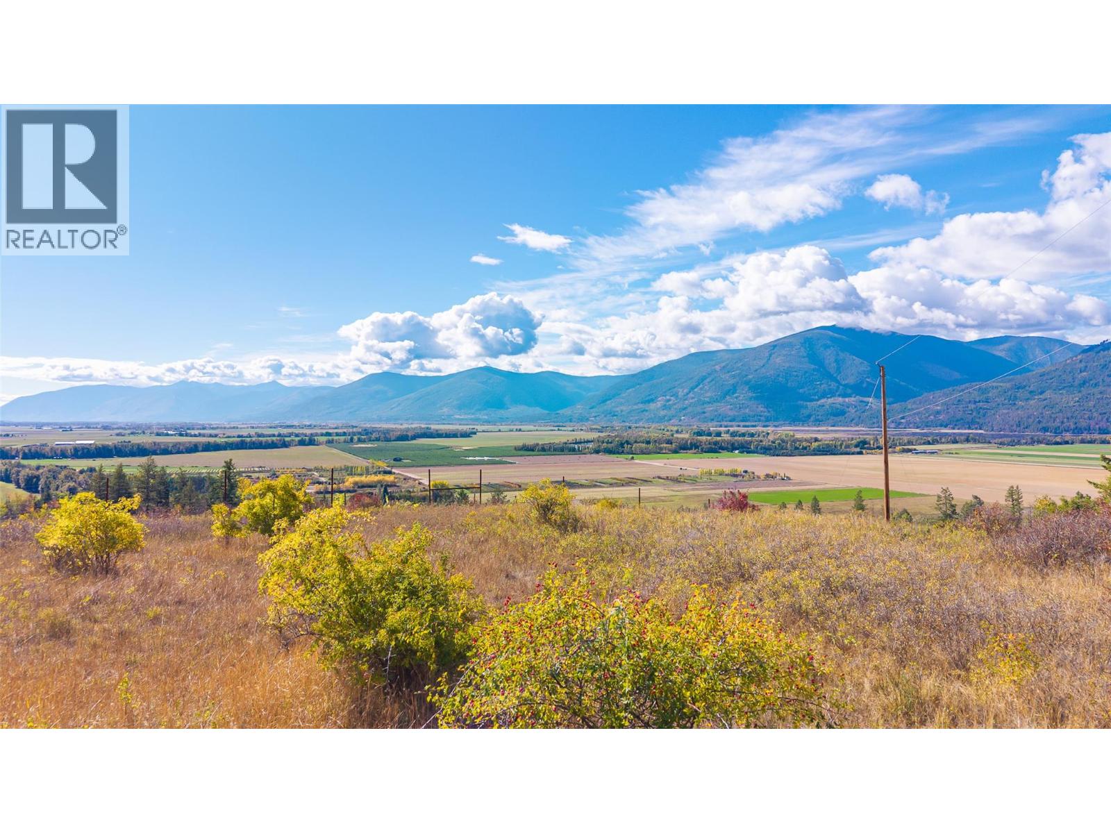 5662 3A Highway, Wynndel