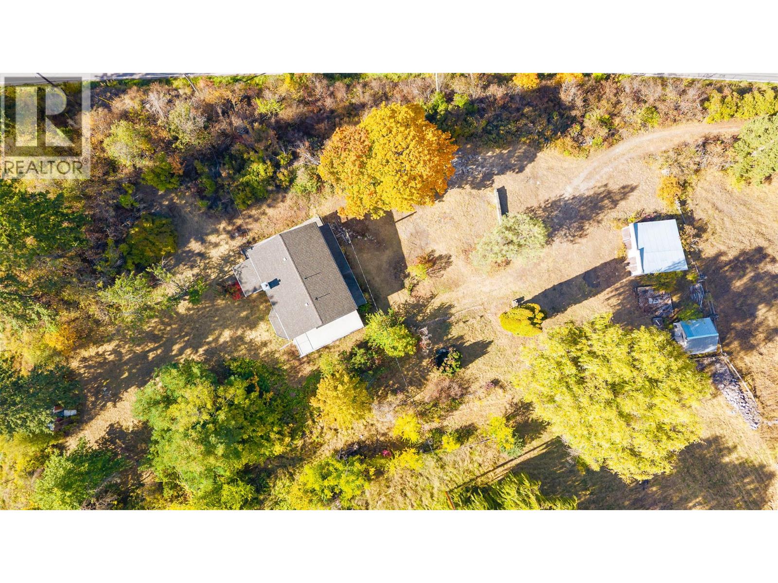 5662 3A Highway, Wynndel
