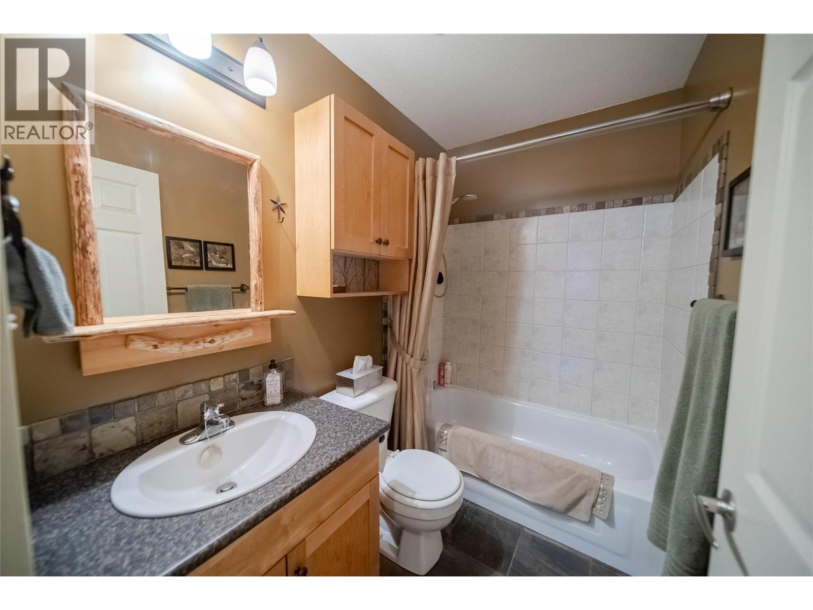 910 Dogwood Drive Unit# 303, Kimberley