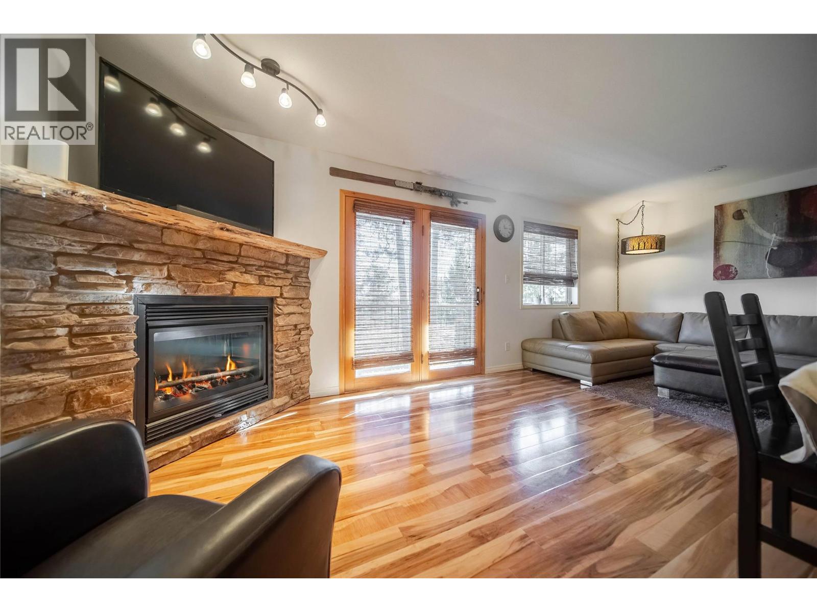 910 Dogwood Drive Unit# 303, Kimberley