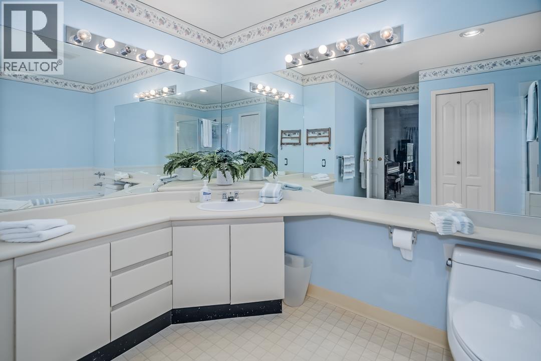 #108-4753 RIVER Road West, Delta