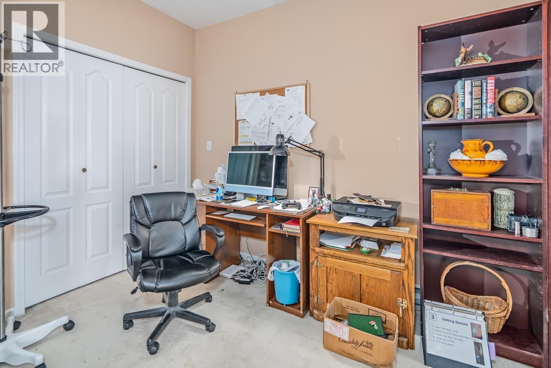 #108-4753 RIVER Road West, Delta