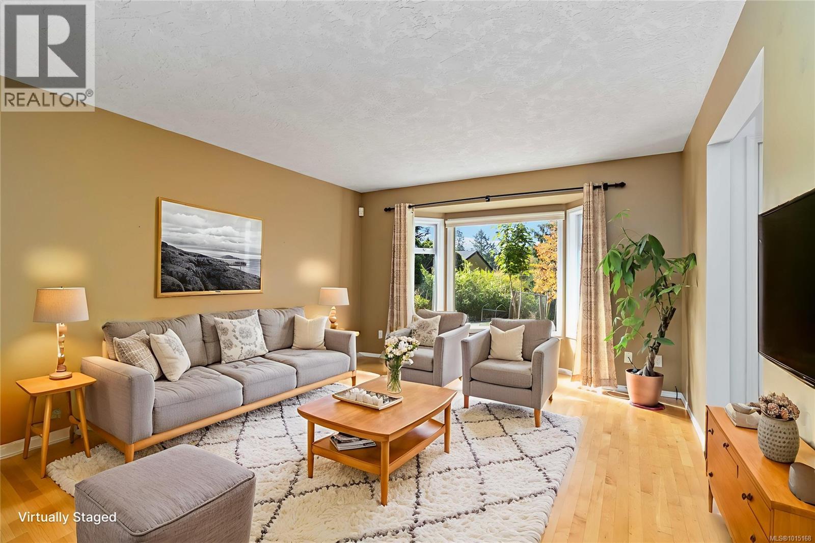  2141 Henlyn Drive, Sooke