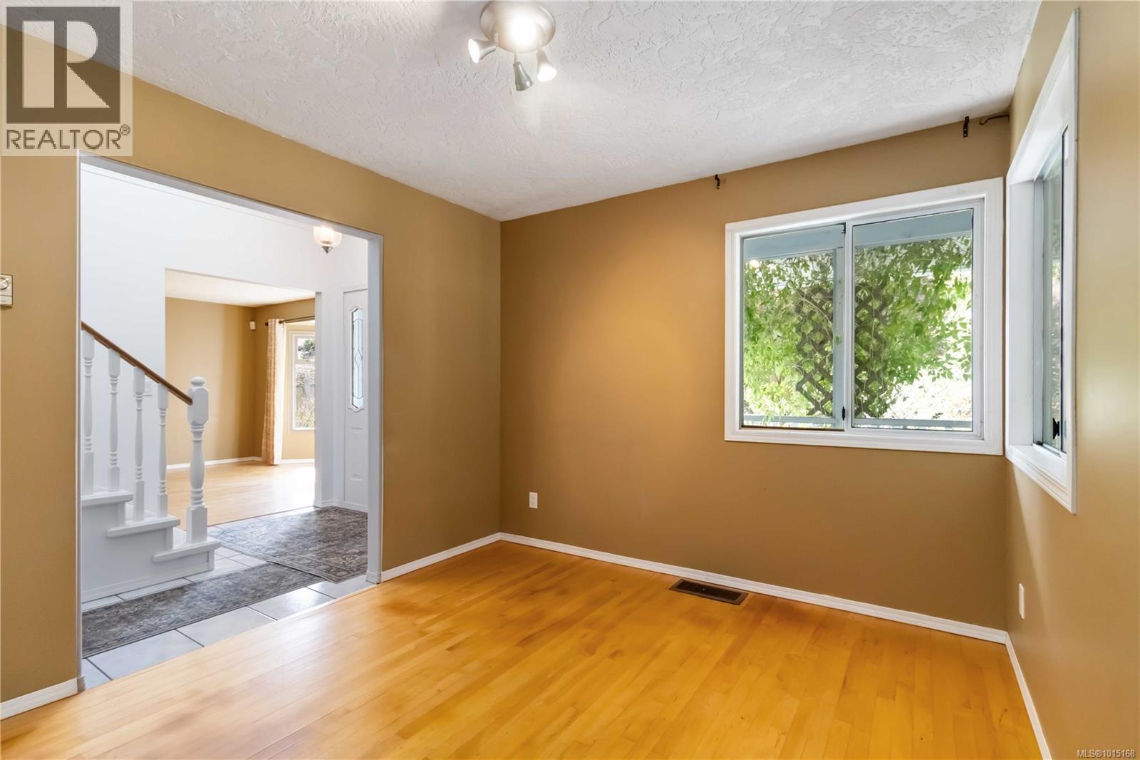  2141 Henlyn Drive, Sooke