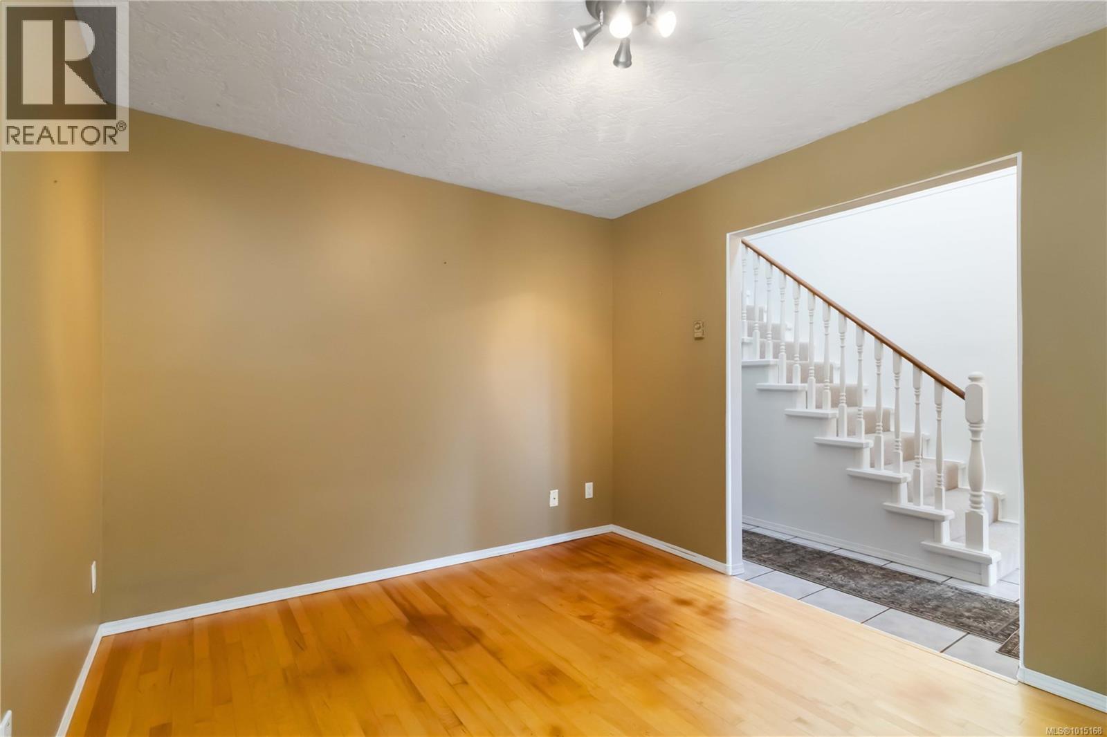  2141 Henlyn Drive, Sooke