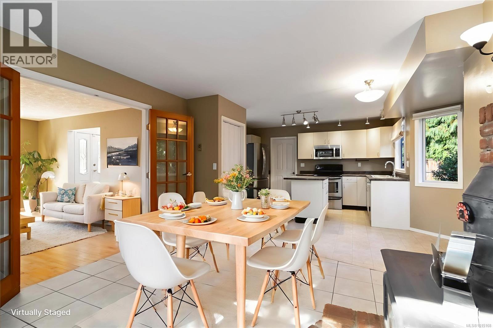  2141 Henlyn Drive, Sooke