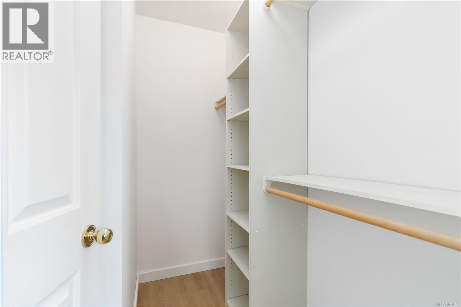  2141 Henlyn Drive, Sooke