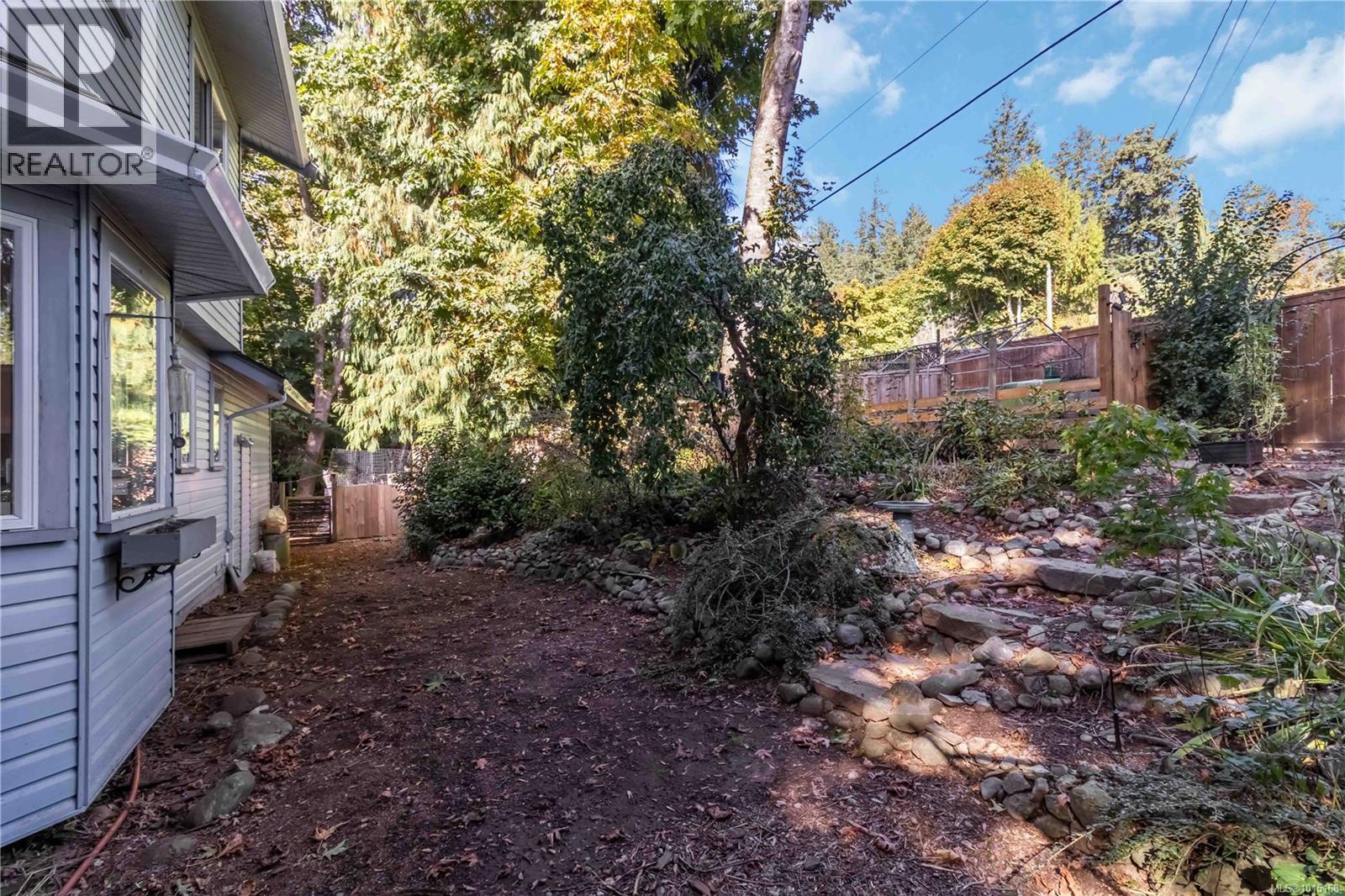  2141 Henlyn Drive, Sooke