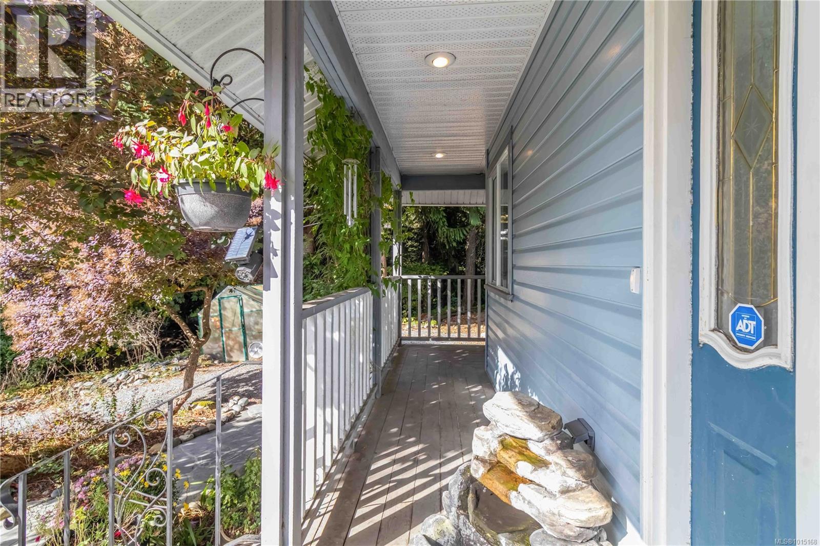  2141 Henlyn Drive, Sooke