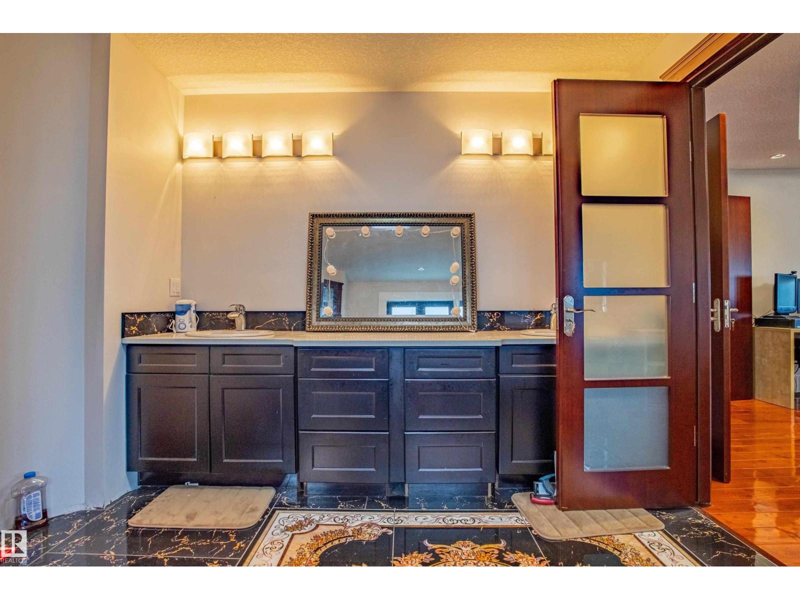 4103 WESTCLIFF HEATH HE SW SW, Edmonton