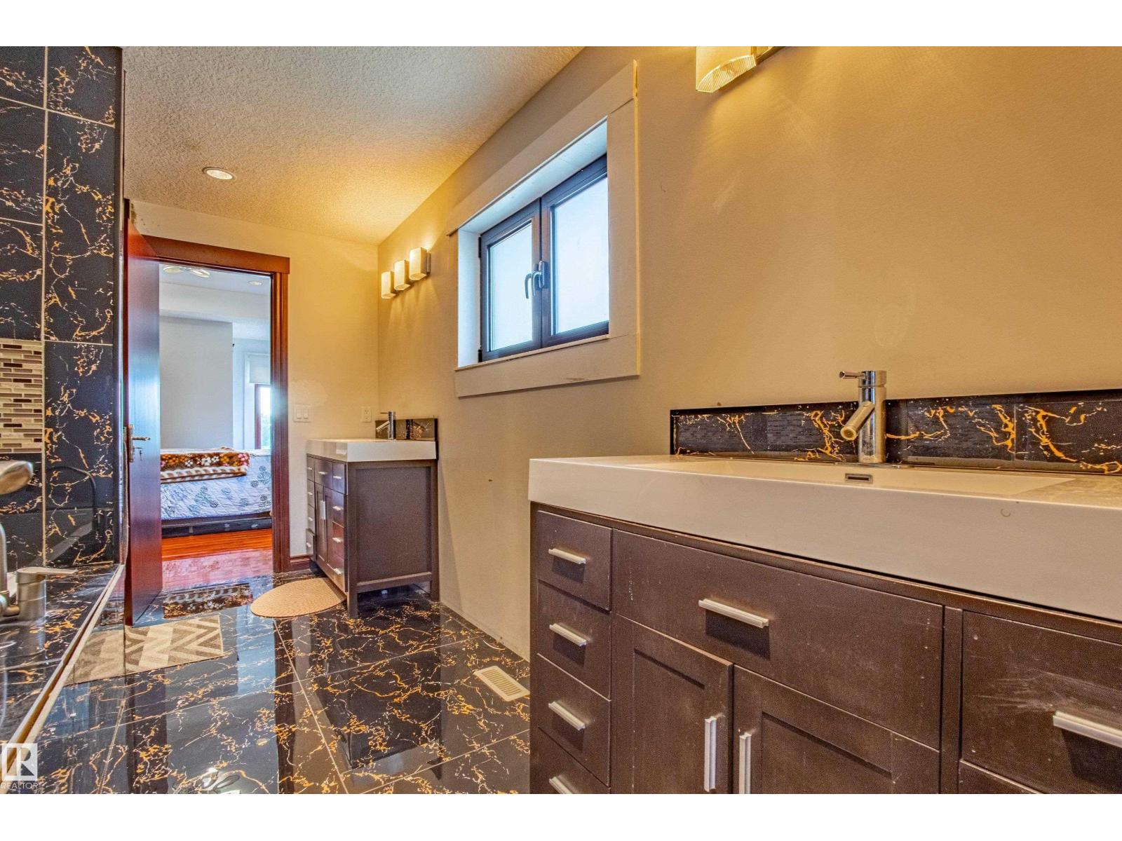 4103 WESTCLIFF HEATH HE SW SW, Edmonton