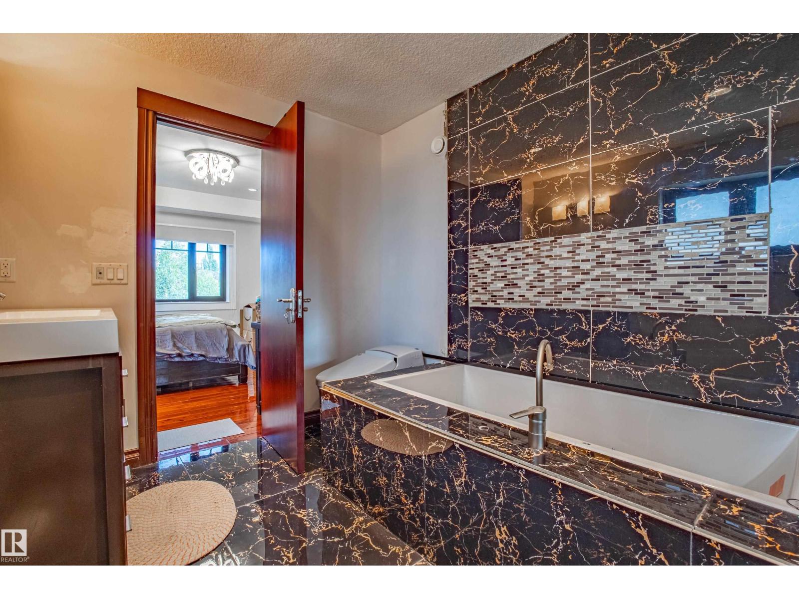 4103 WESTCLIFF HEATH HE SW SW, Edmonton