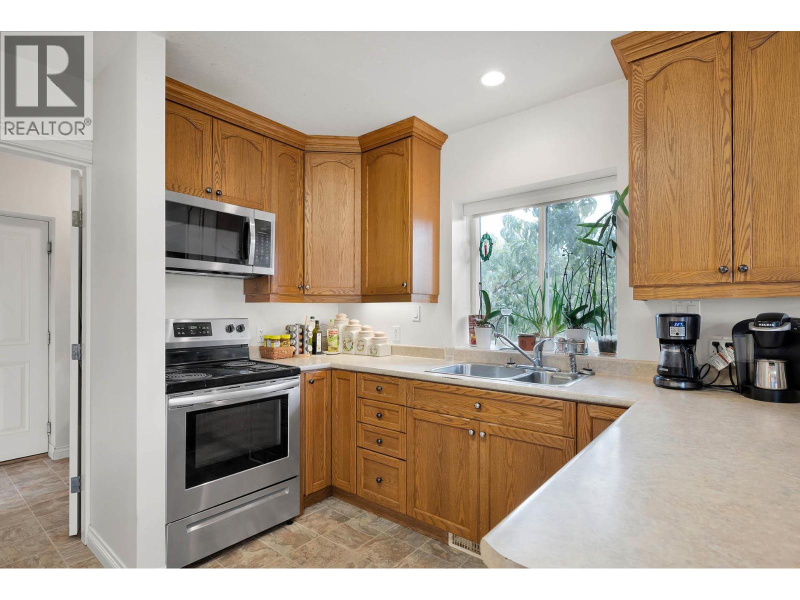 1585 LANCE Road, Kamloops