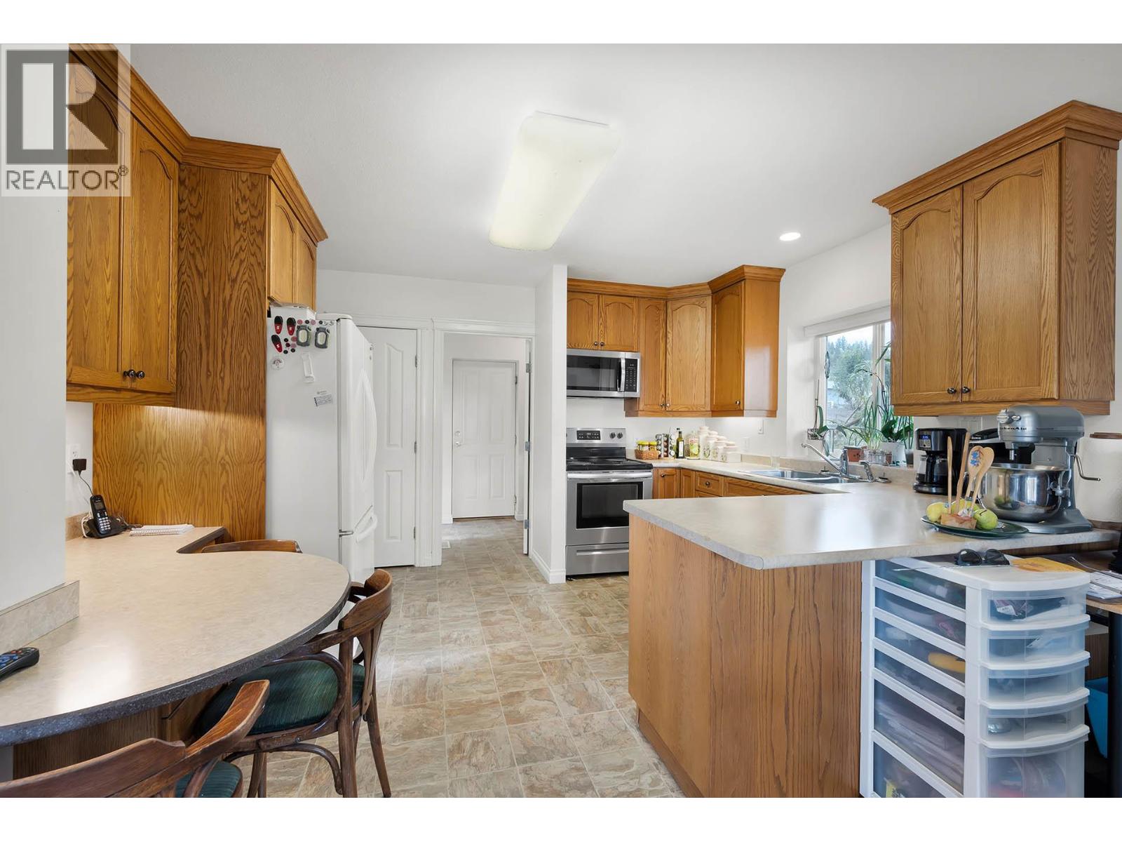 1585 LANCE Road, Kamloops