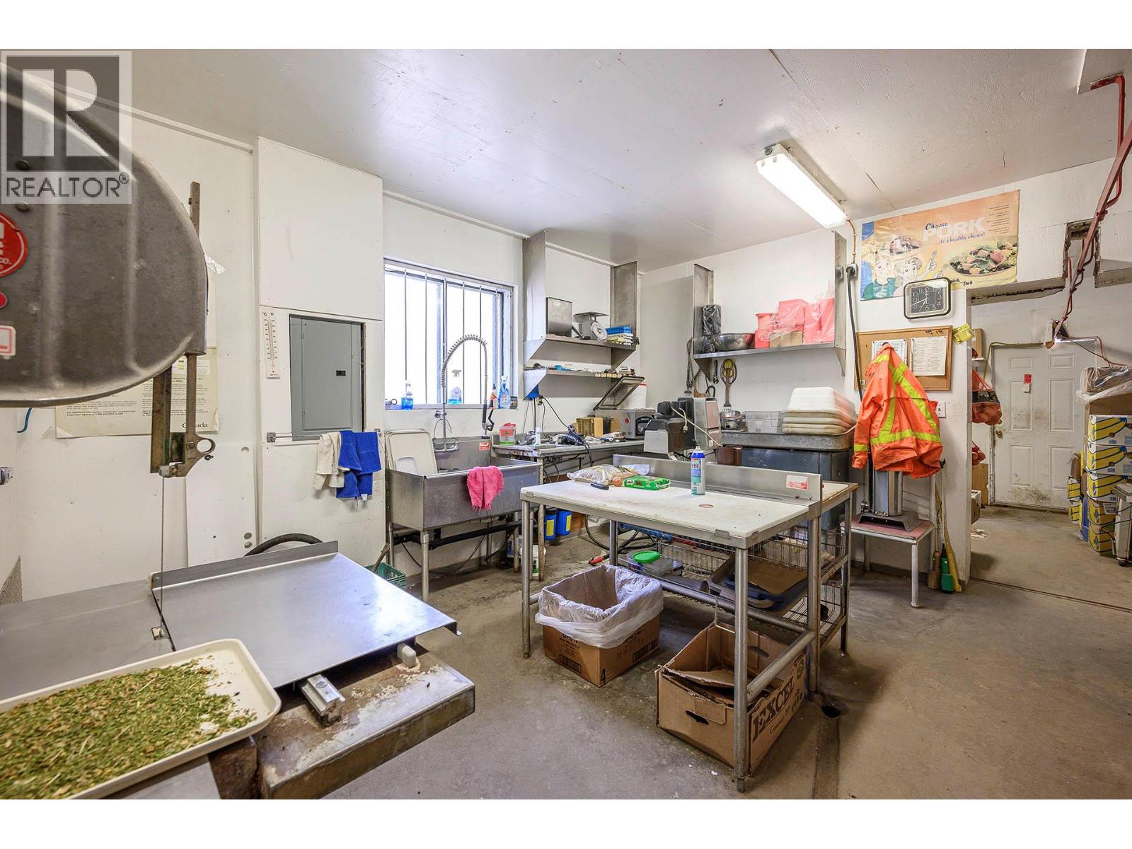 1585 LANCE Road, Kamloops