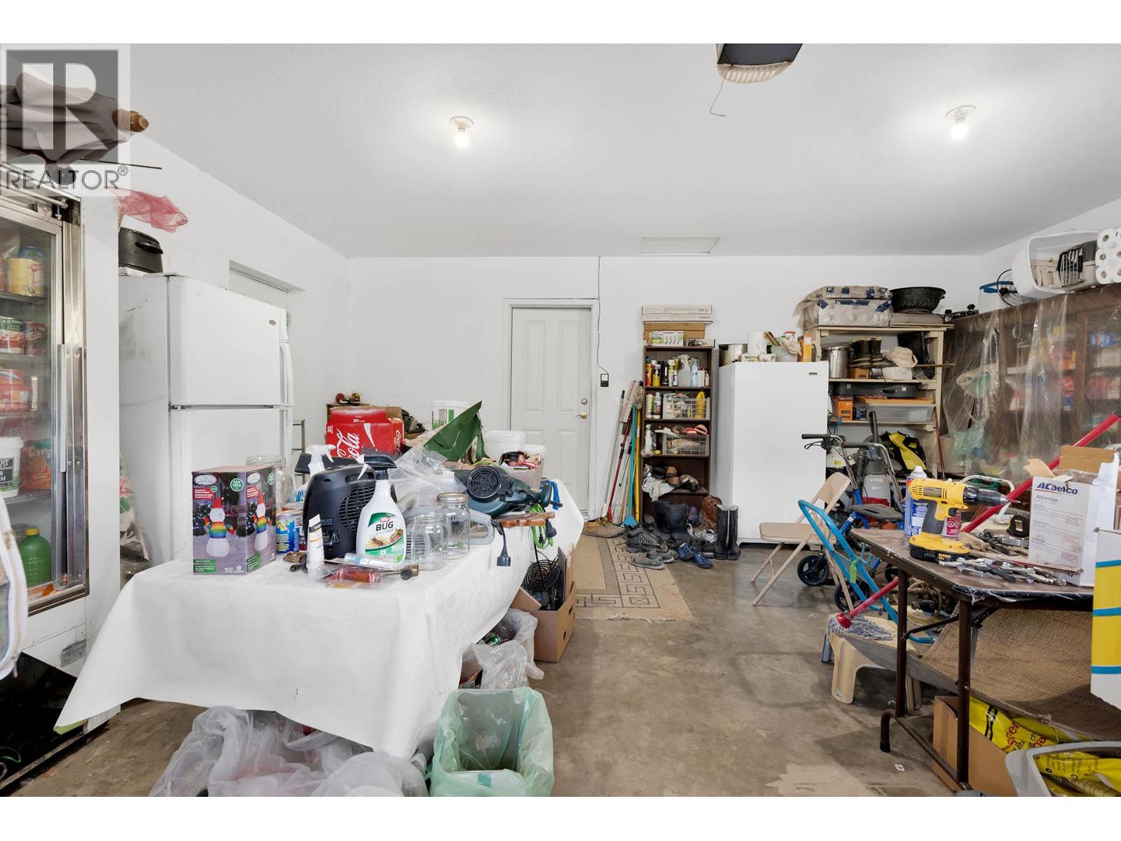 1585 LANCE Road, Kamloops