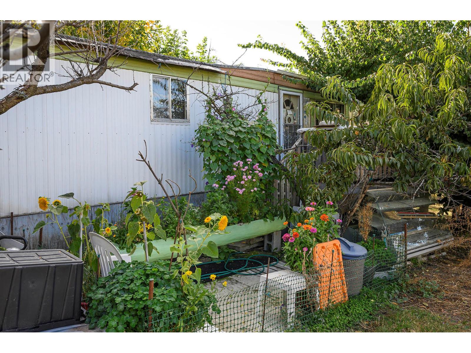 1585 LANCE Road, Kamloops