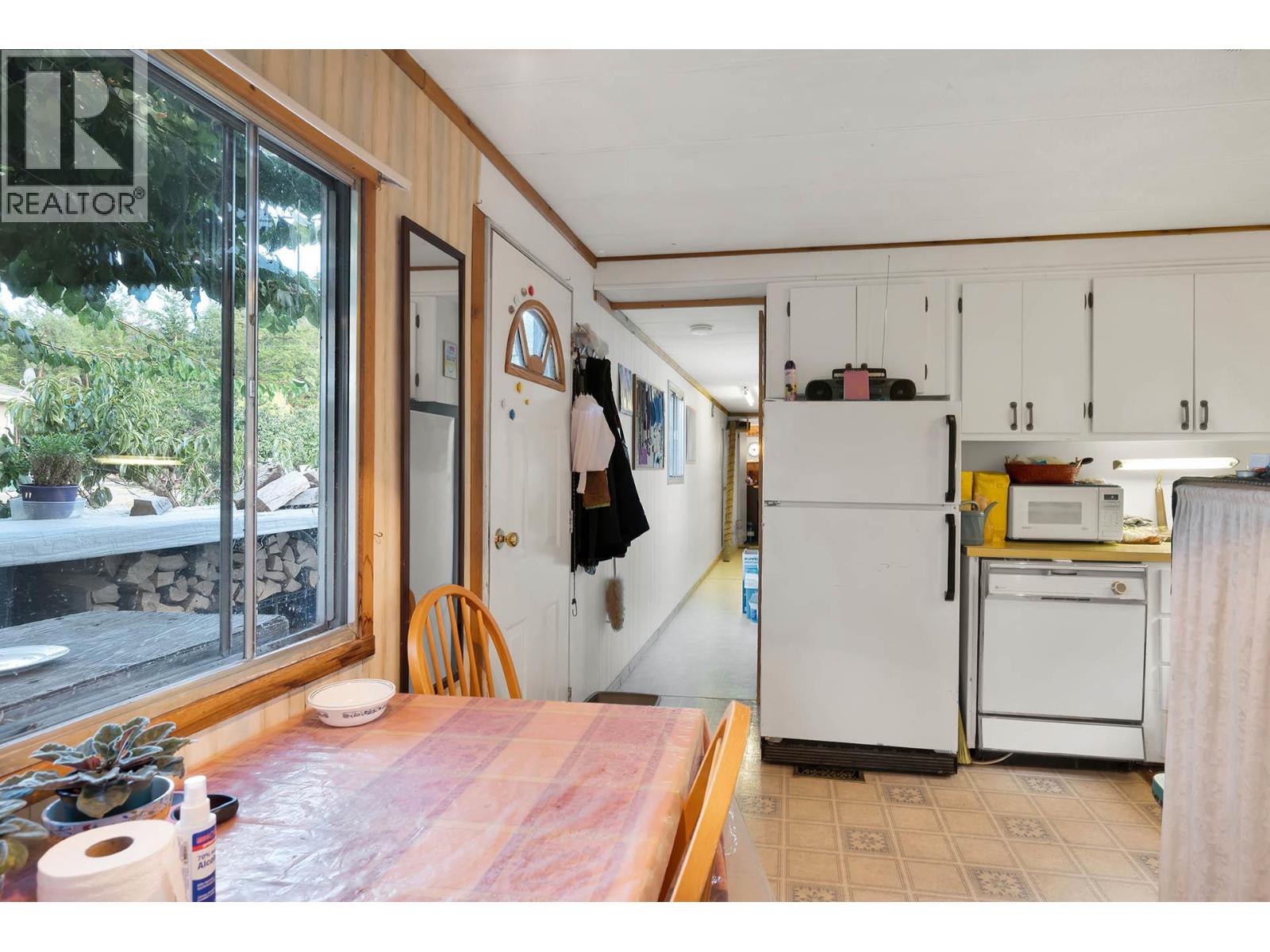 1585 LANCE Road, Kamloops