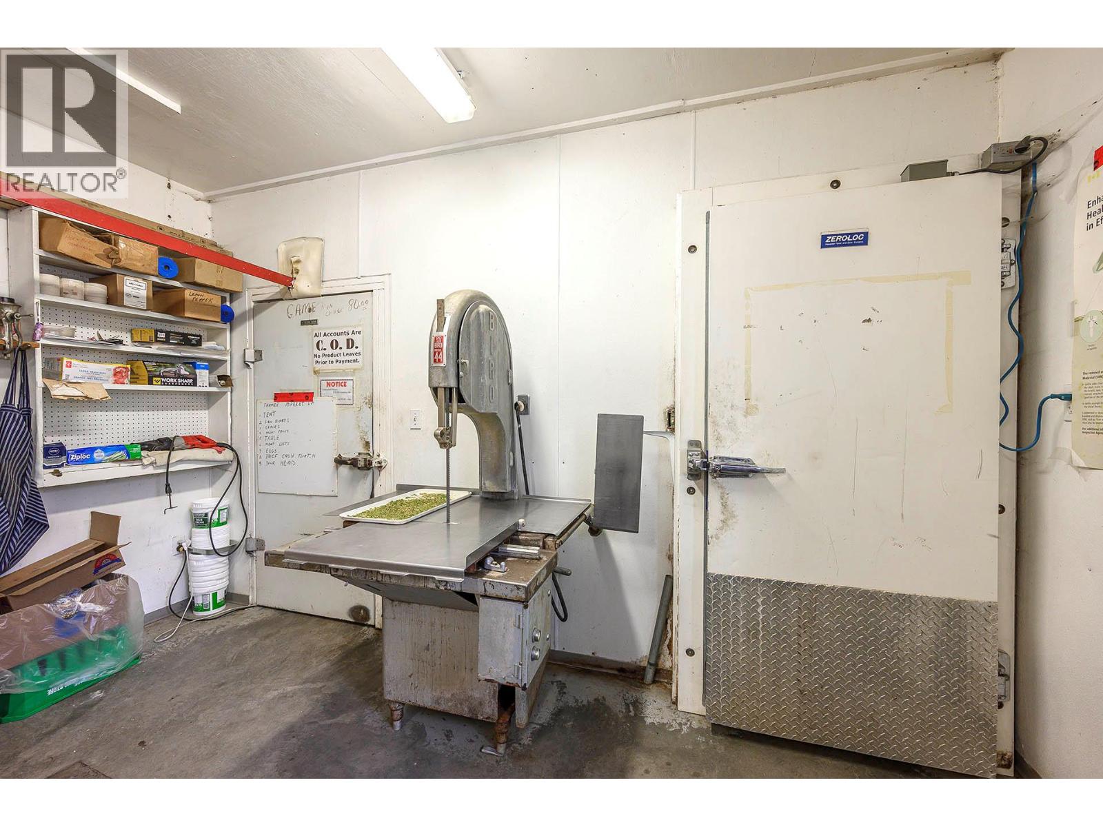 1585 LANCE Road, Kamloops