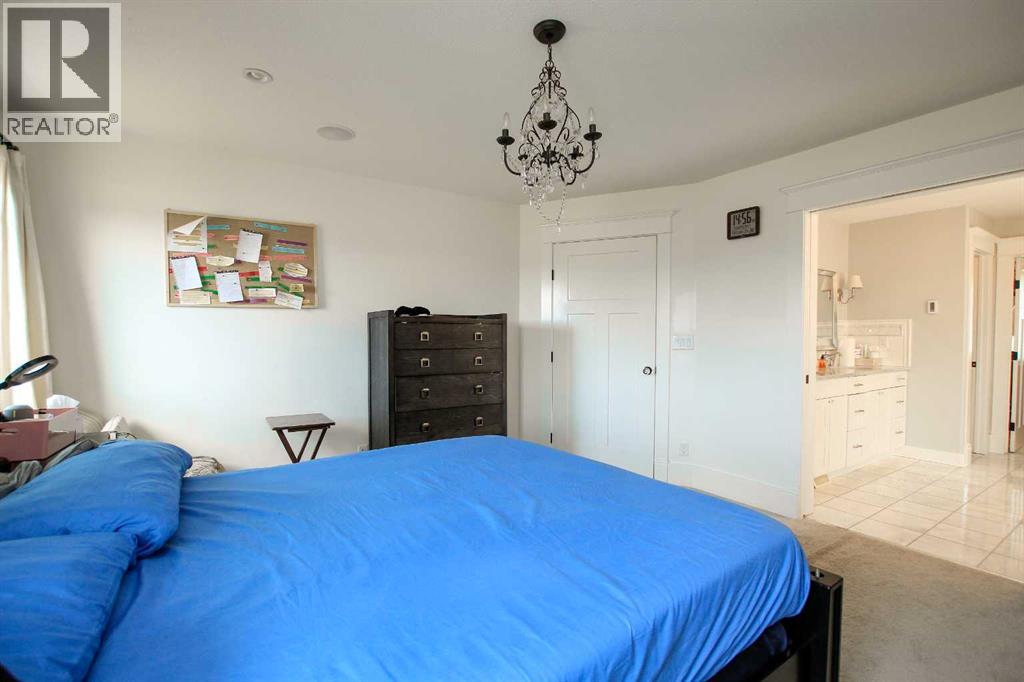 6 Grove Close, Red Deer