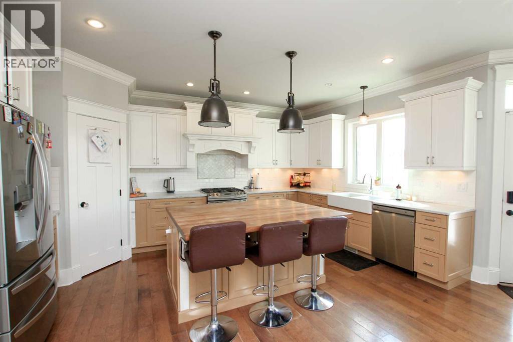 6 Grove Close, Red Deer