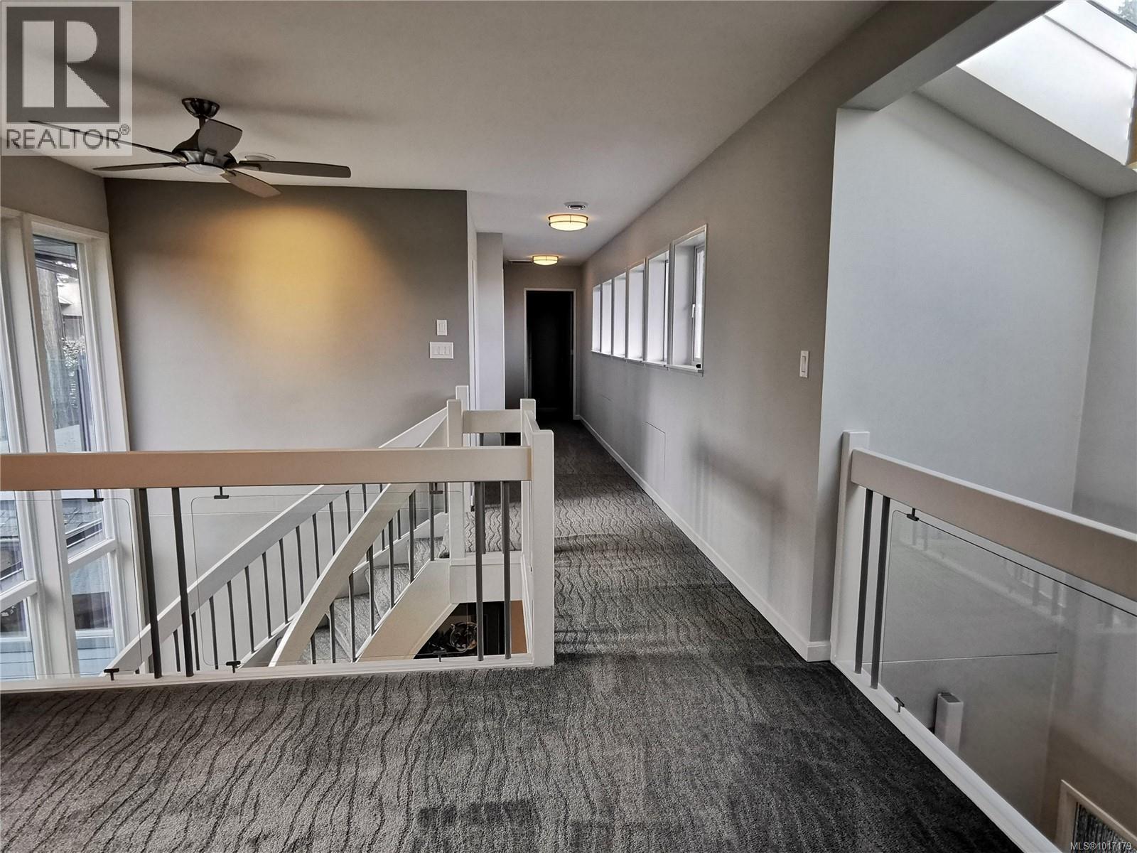 1723 Mayneview Terr, North Saanich