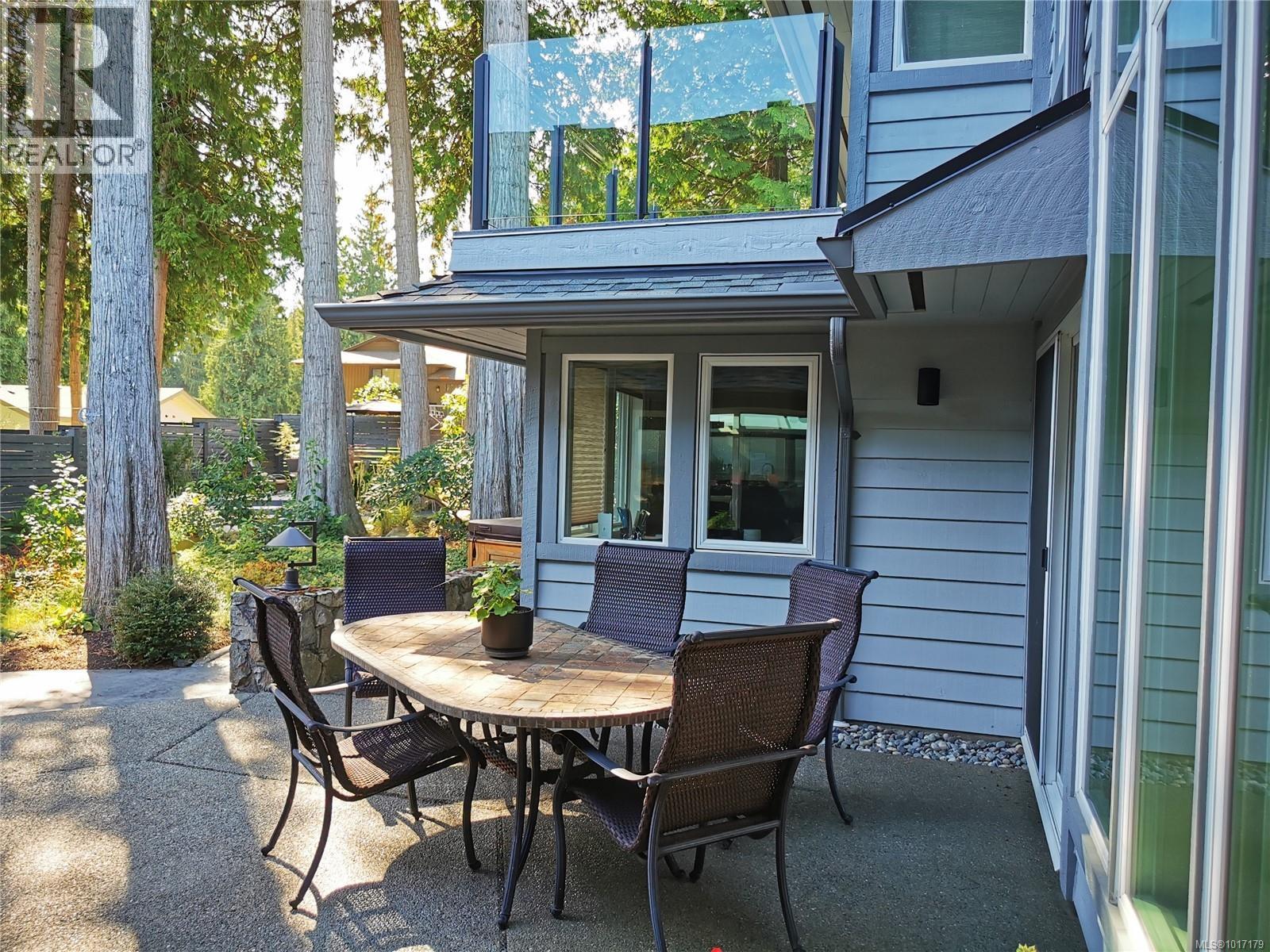 1723 Mayneview Terr, North Saanich