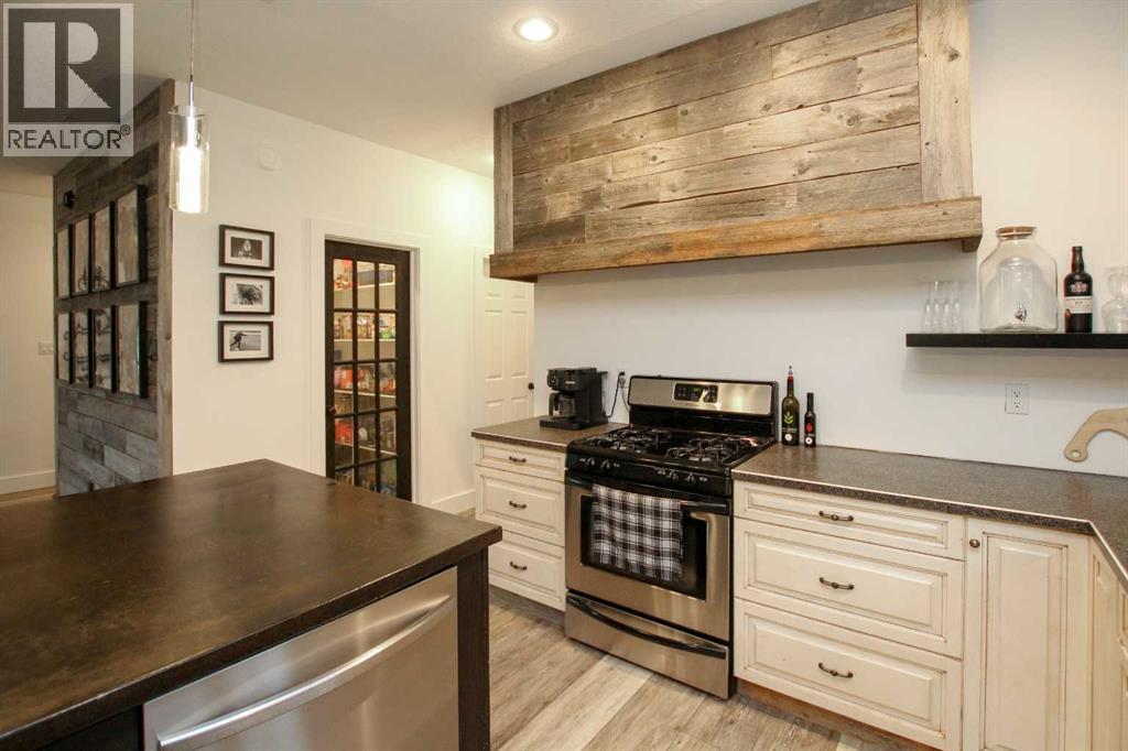 1236 Township Road 384, Rural Red Deer County