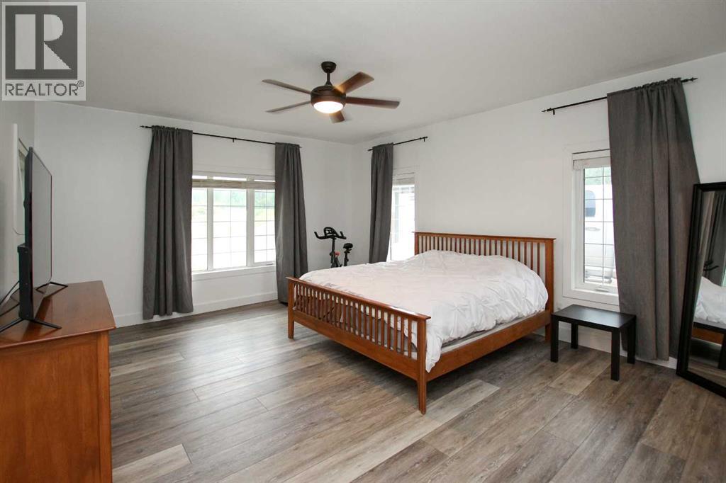 1236 Township Road 384, Rural Red Deer County