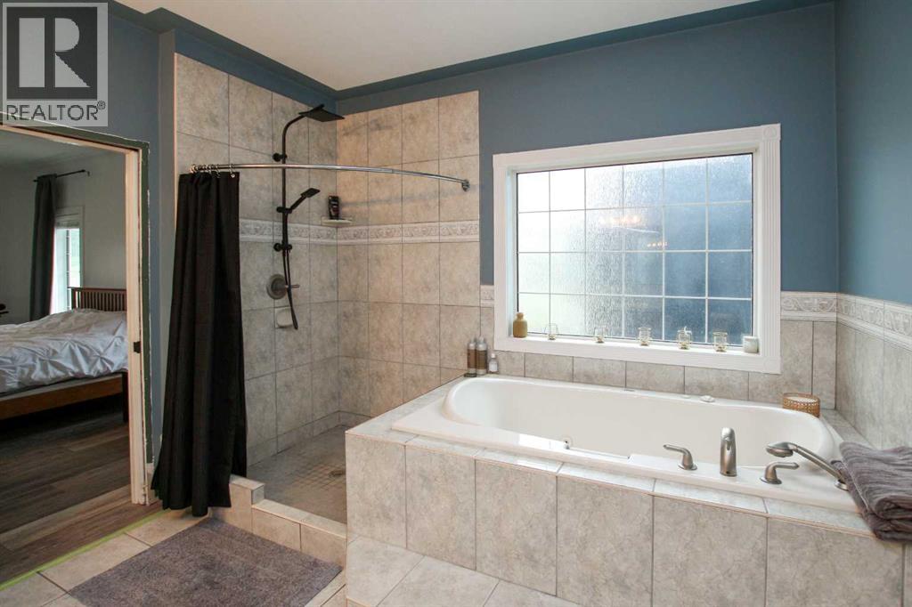 1236 Township Road 384, Rural Red Deer County